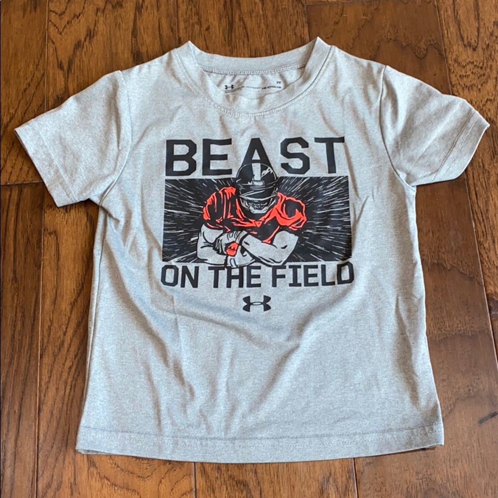 UA dri fit shirt